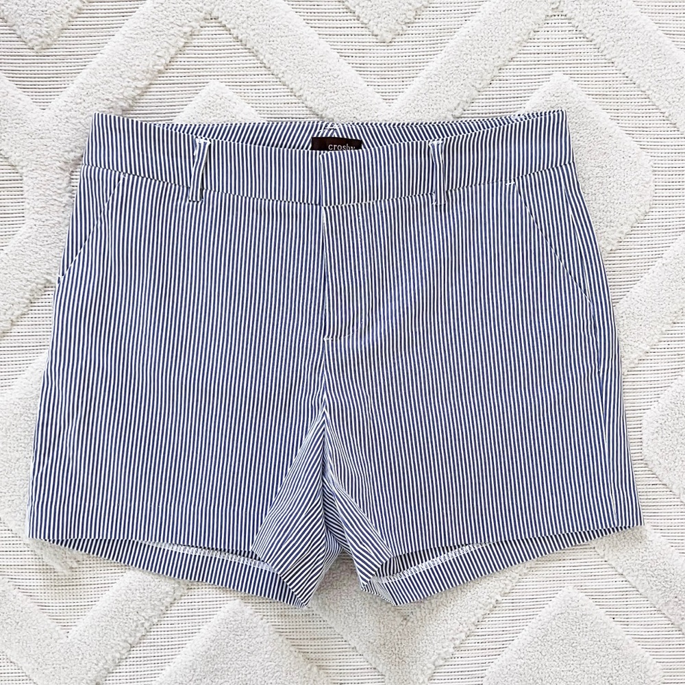 NWOT Crosby high waisted seersucker shorts